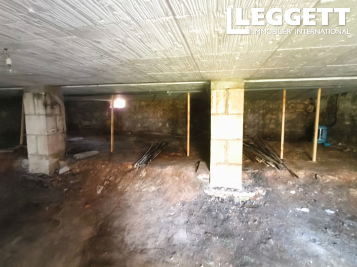 Image No.9-Maison de 1 chambre à vendre à La Rochebeaucourt-et-Argentine