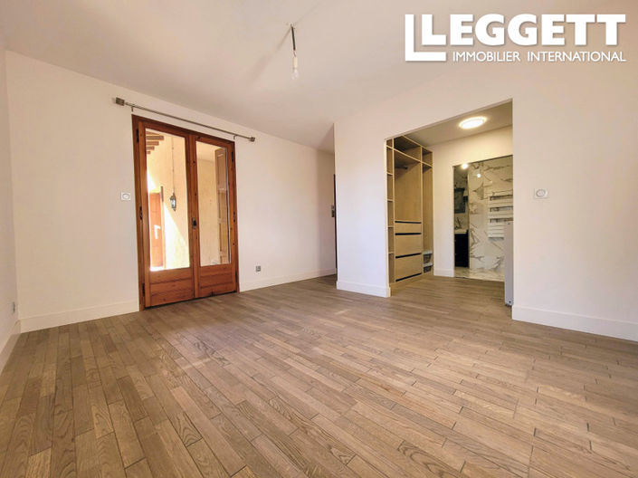 Image No.8-3 Bed House for sale