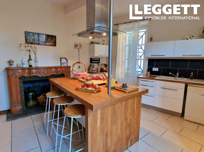 Image No.5-6 Bed House for sale