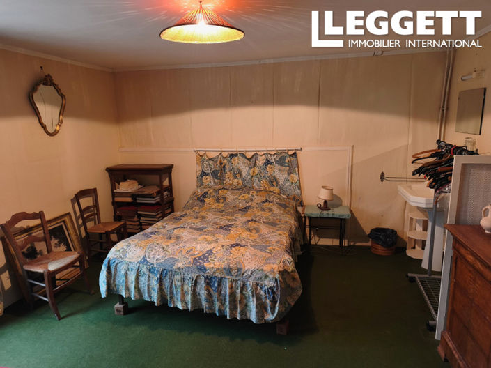 Image No.10-5 Bed House for sale