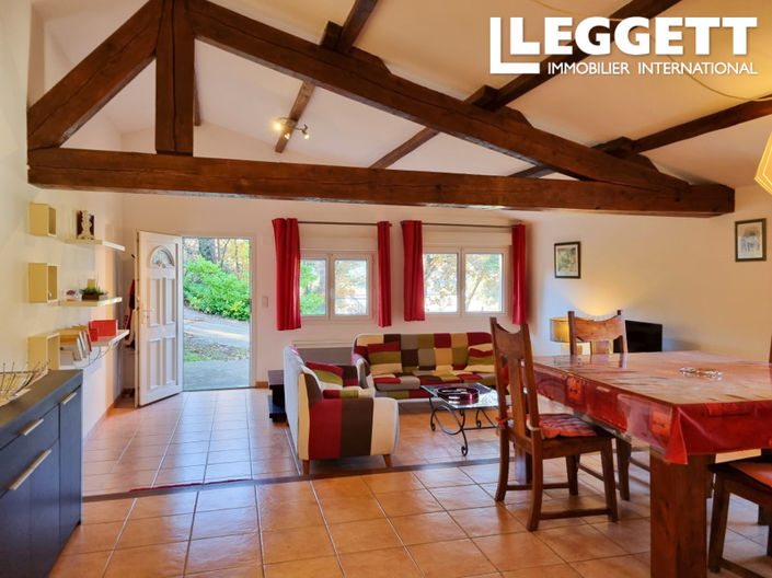 Image No.10-4 Bed House for sale