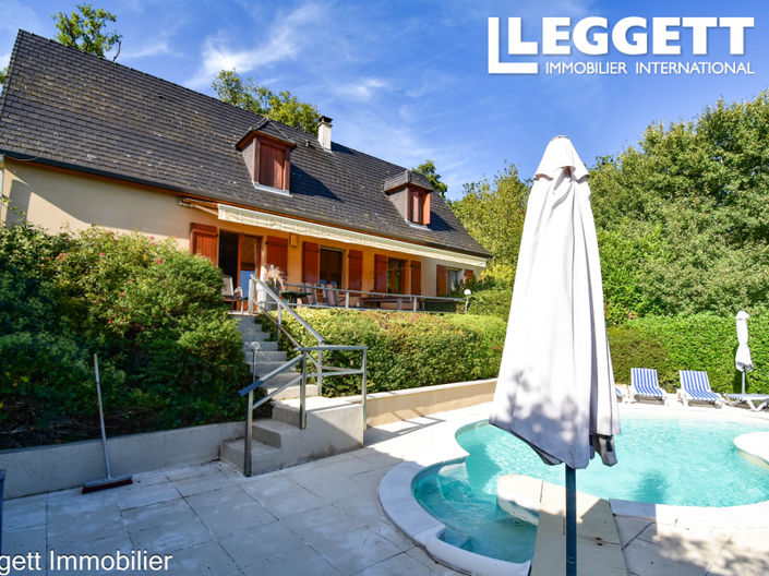 Image No.2-4 Bed House for sale