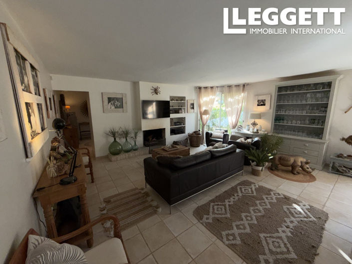 Image No.4-4 Bed House for sale