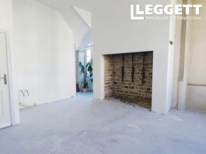 Image No.4-2 Bed House for sale
