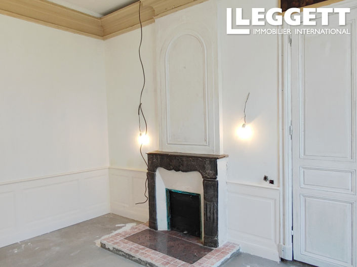 Image No.10-2 Bed House for sale