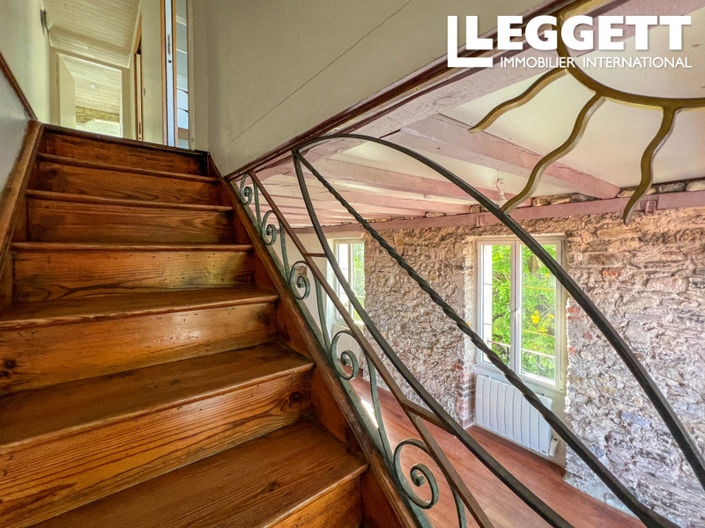 Image No.10-3 Bed Apartment for sale