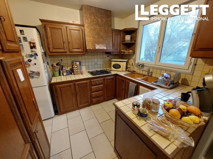 Image No.6-3 Bed House for sale