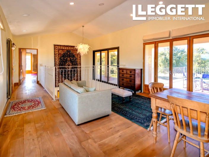 Image No.7-3 Bed House for sale