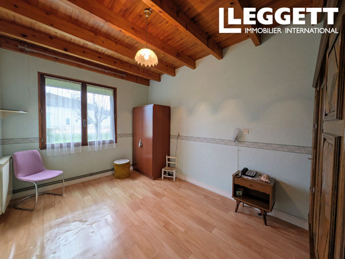 Image No.7-3 Bed House for sale