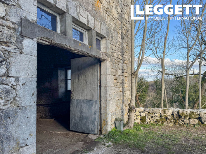 Image No.10-Bar for sale