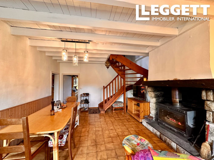 Image No.2-4 Bed House for sale