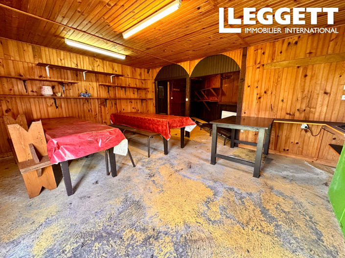 Image No.8-4 Bed House for sale