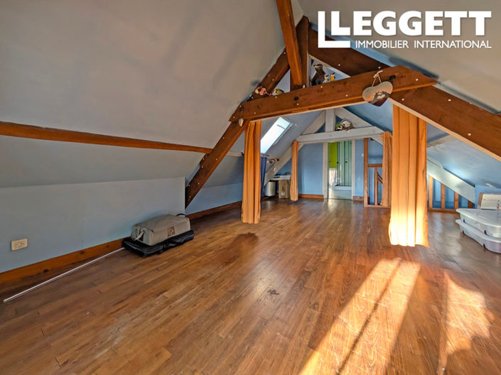 Image No.10-2 Bed House for sale