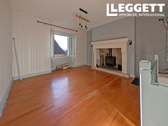 Image No.4-2 Bed House for sale