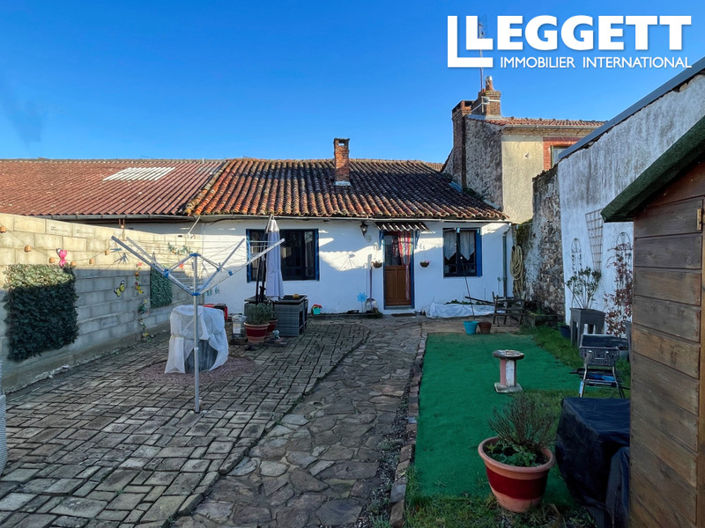 Image No.10-2 Bed House for sale