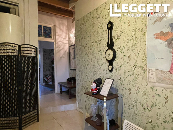 Image No.9-2 Bed House for sale