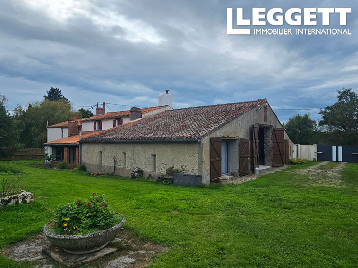 Image No.2-4 Bed House for sale