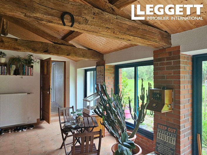 Image No.6-4 Bed House for sale