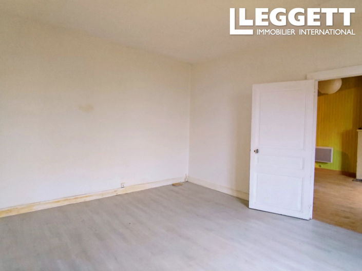 Image No.4-2 Bed House for sale