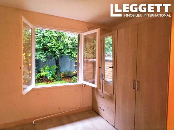 Image No.5-2 Bed House for sale