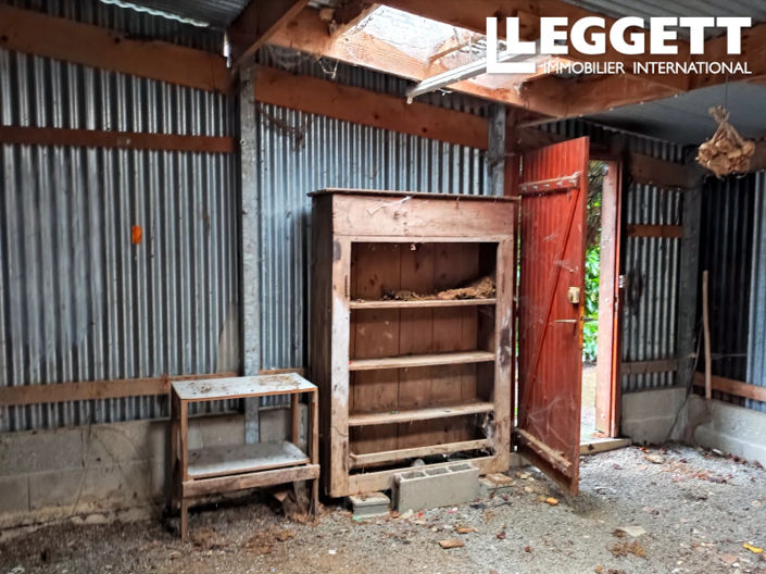 Image No.8-2 Bed House for sale