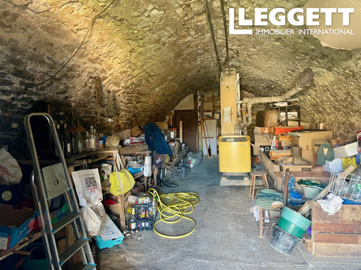 Image No.10-2 Bed House for sale