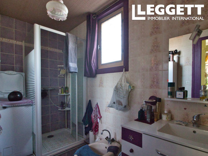 Image No.6-3 Bed House for sale