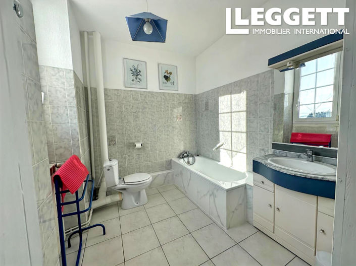 Image No.10-9 Bed House for sale