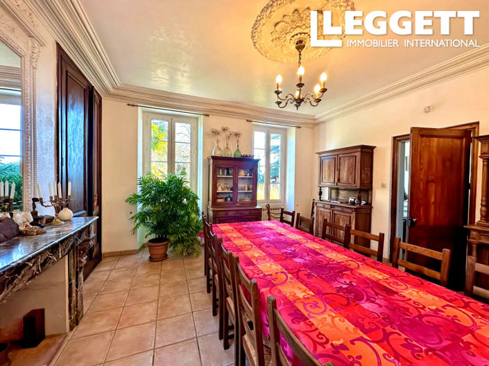 Image No.6-9 Bed House for sale