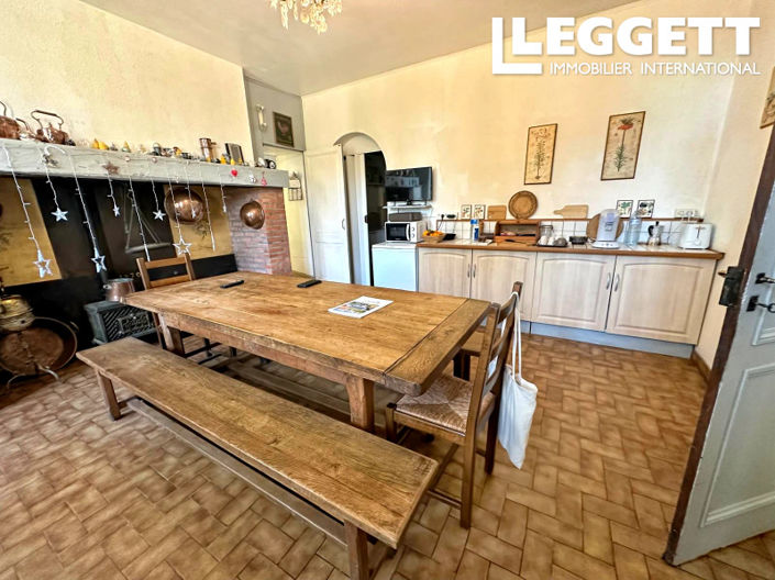 Image No.8-9 Bed House for sale