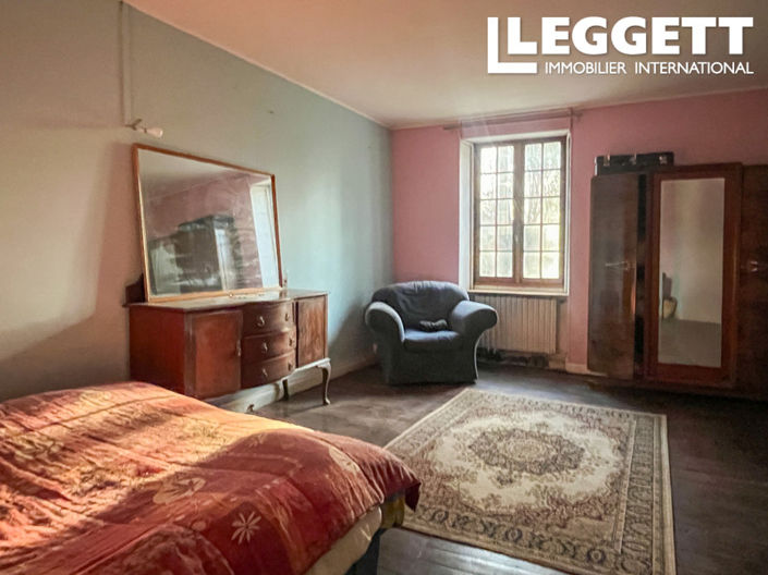 Image No.5-5 Bed House for sale