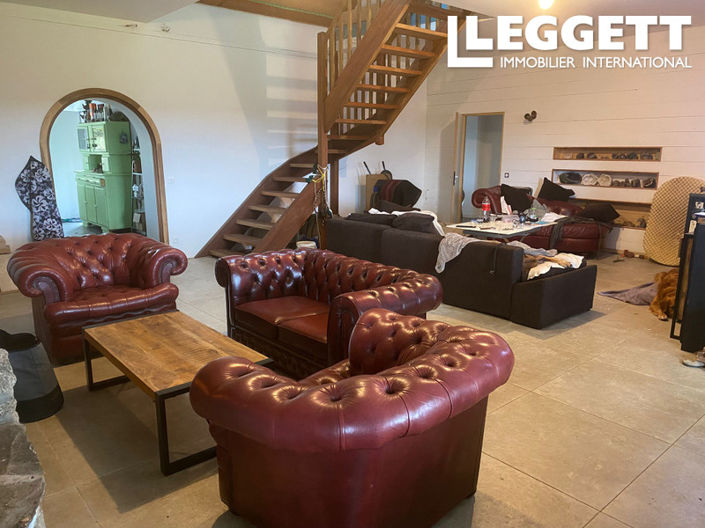 Image No.4-6 Bed House for sale