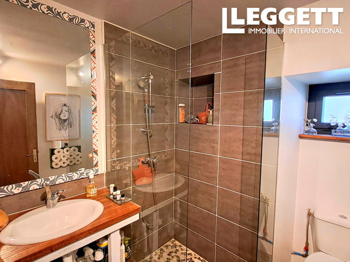 Image No.7-3 Bed House for sale