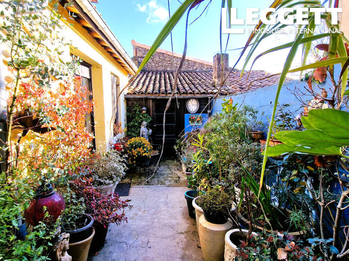 Image No.8-3 Bed House for sale