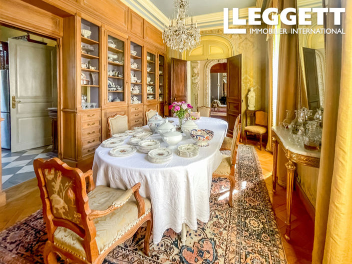 Image No.7-6 Bed House for sale