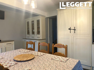 ahr0chm6ly9jzg4uagvzdglhlmltbw8vaw1hz2uvvevom