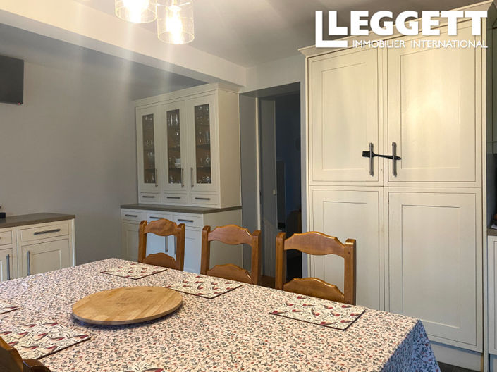 Image No.9-14 Bed House for sale