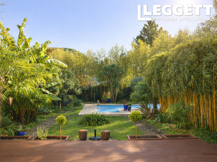 Image No.2-4 Bed House for sale