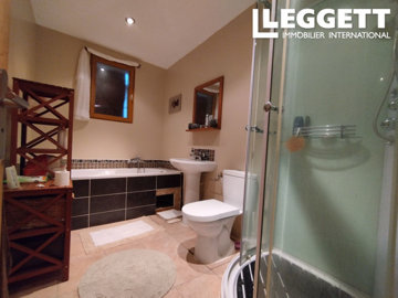 ahr0chm6ly9jzg4uagvzdglhlmltbw8vaw1hz2uvvevom