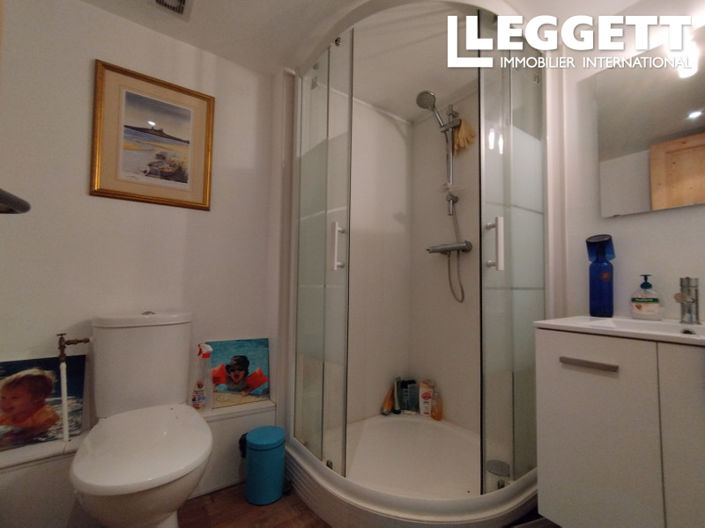 Image No.9-3 Bed House for sale