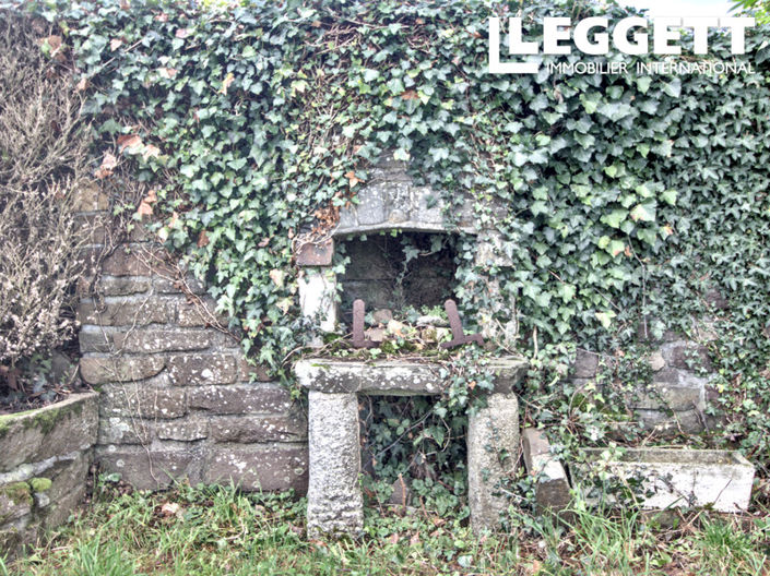 Image No.10-3 Bed House for sale