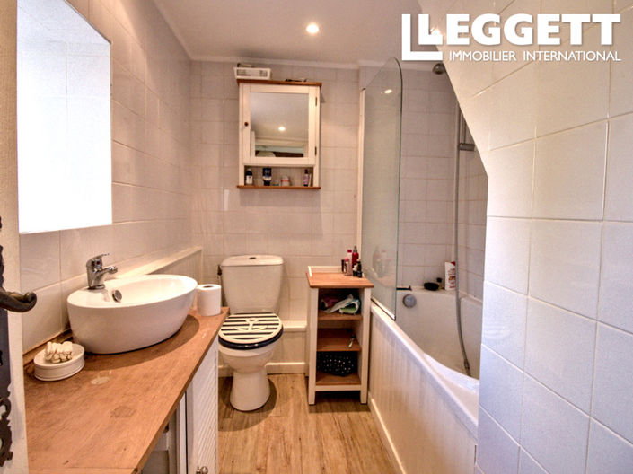 Image No.9-3 Bed House for sale