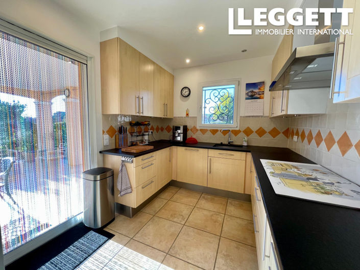 Image No.4-4 Bed House for sale