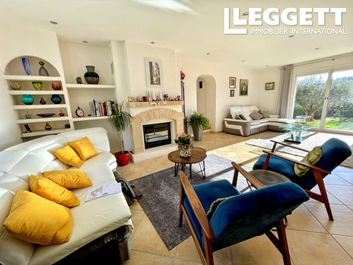 Image No.8-4 Bed House for sale