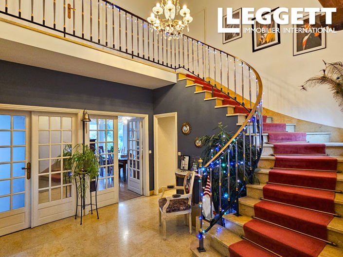 Image No.5-7 Bed House for sale