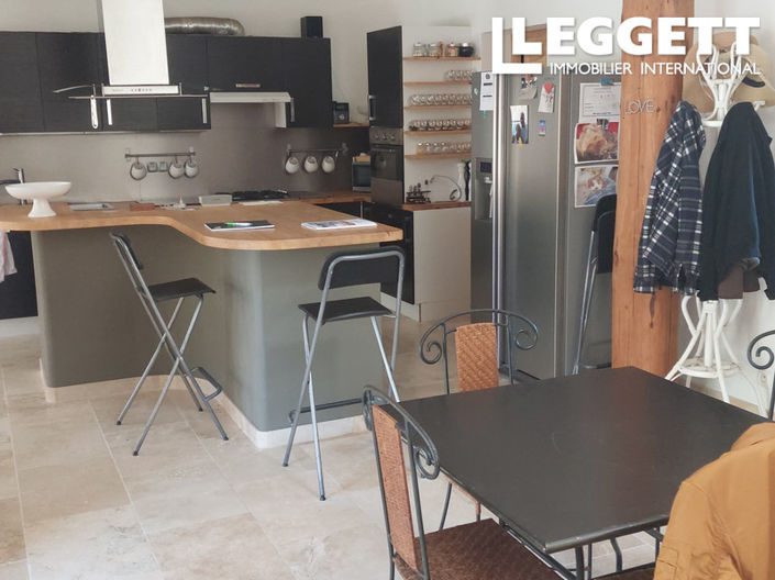 Image No.10-Maison de 9 chambres à vendre à Labastide-de-Virac