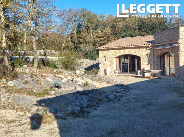 Image No.7-9 Bed House for sale