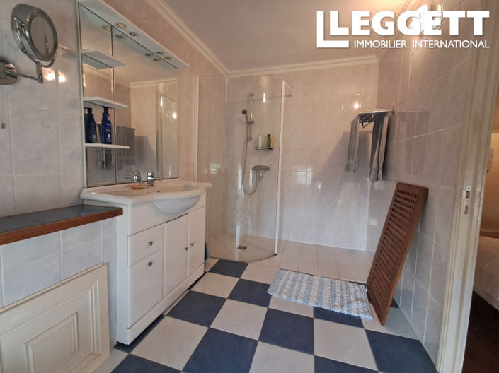 Image No.9-4 Bed House for sale