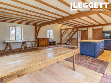 ahr0chm6ly9jzg4uagvzdglhlmltbw8vaw1hz2uvvevom