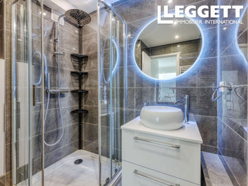 ahr0chm6ly9jzg4uagvzdglhlmltbw8vaw1hz2uvvevom